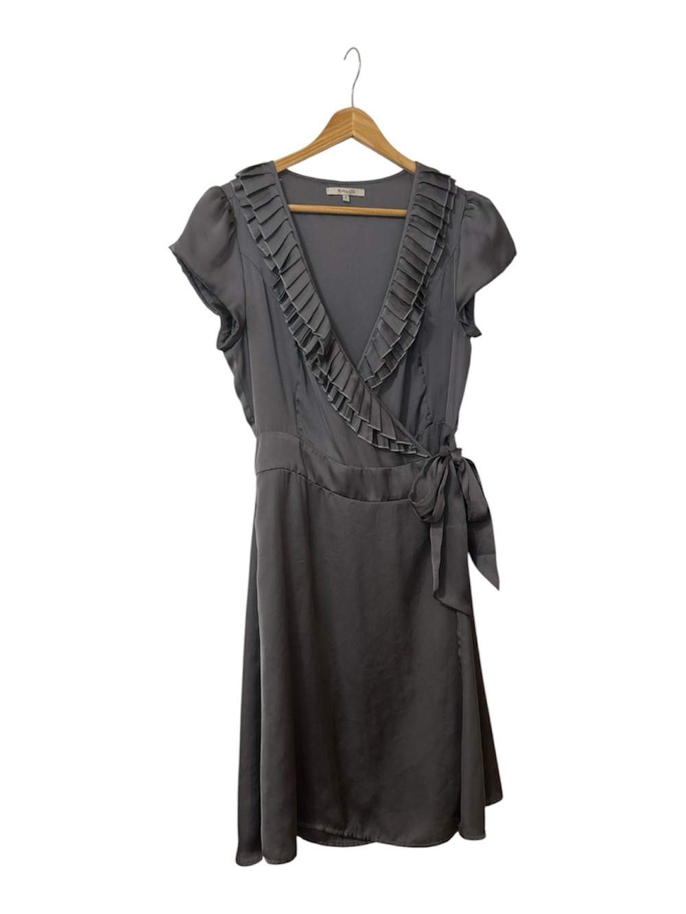RW&CO. Gray Ruffle-Trim Wrap Midi Dress